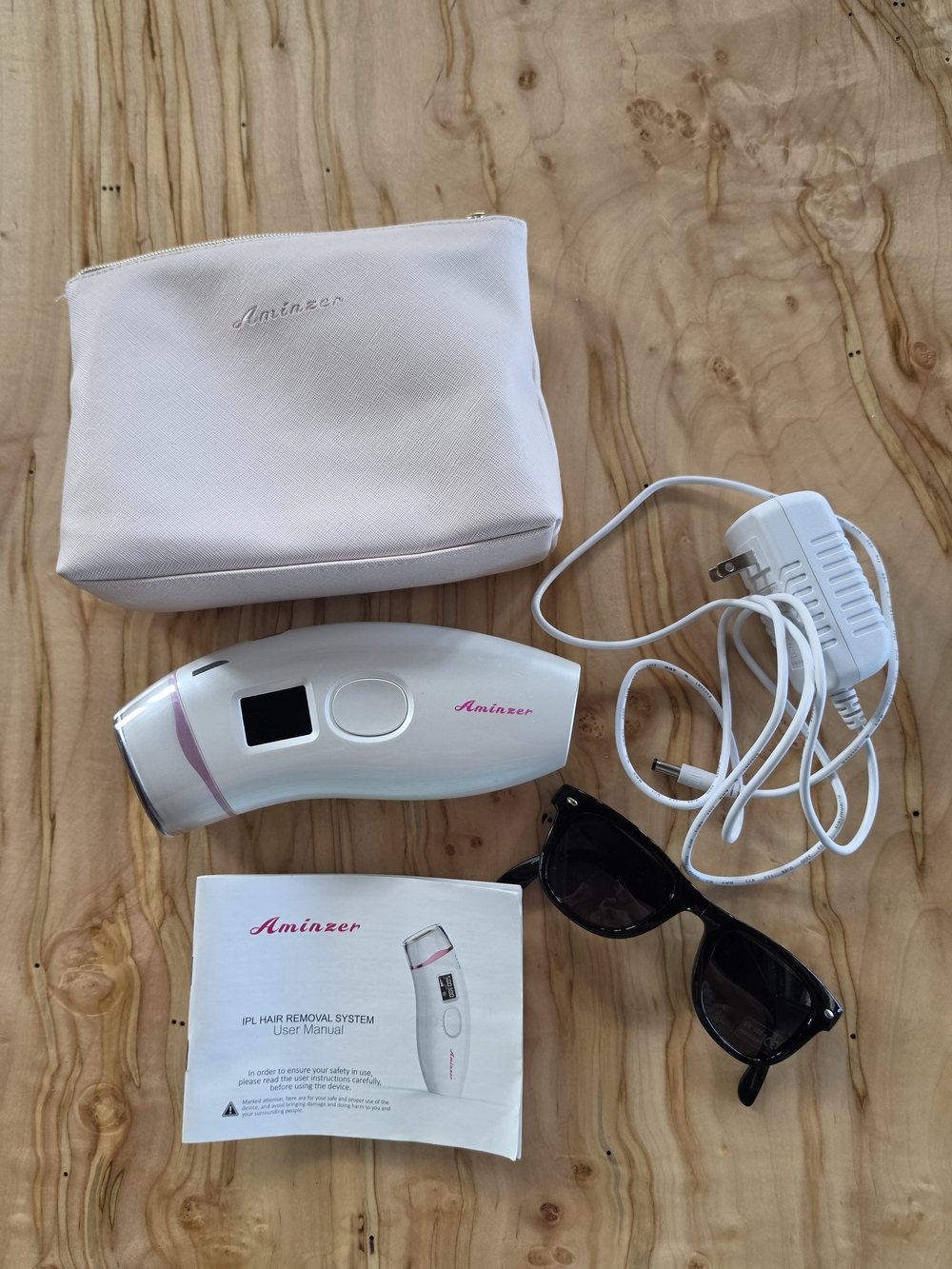 Aminzer IPL Hair Removal Device Barely Used All Original Parts & Bag EUC